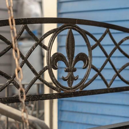 Beautiful Home With Jazucci Tub New Orleans Exterior photo